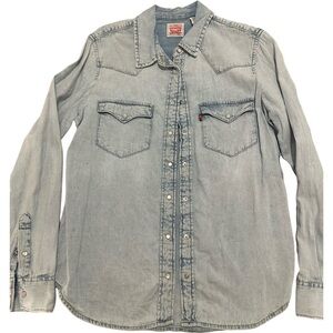Levi's Denim Button Down Shirt in Light Blue